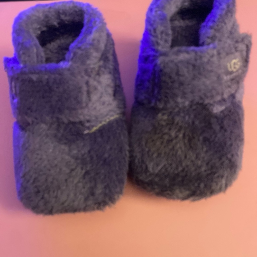 Infant UGGS - Picture 6 of 6